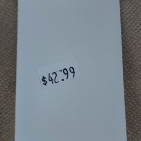 Cream Faux Fur Throw - Picture 4 of 10